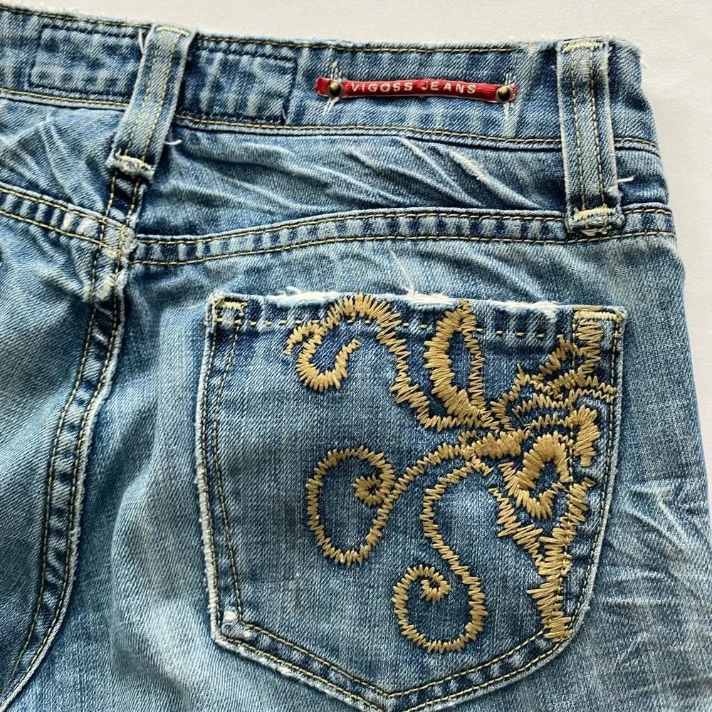 Vigoss Jeans Women's Size 3/4 (27) Distressed Blue Denim Raw Hem Y2K Mcbling
